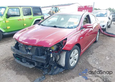 2011 Hyundai Sonata Hybrid z USA, uszkodzony, nr VIN KMHEC4A42BA011208